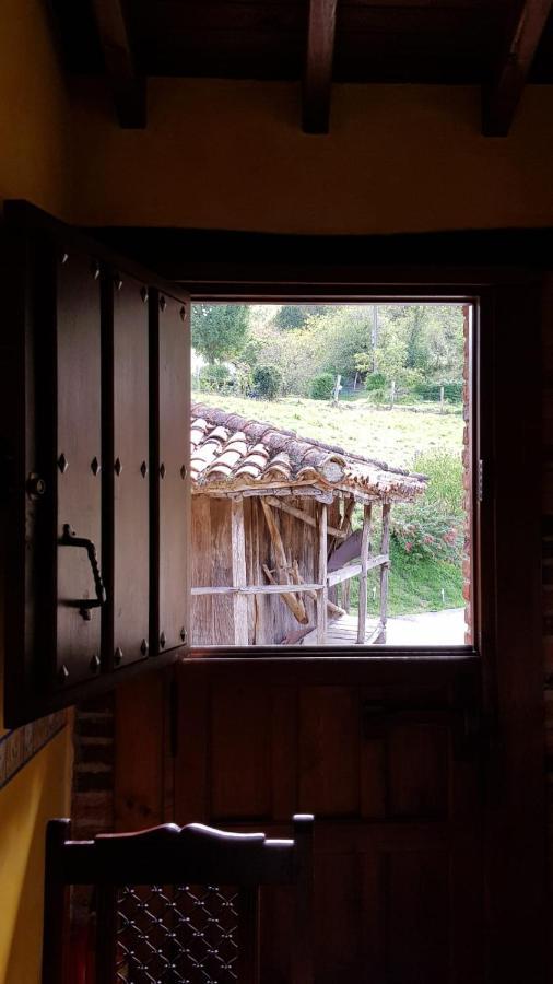 Carroceu Rural Apartment กังกัส เด โอนิส ภายนอก รูปภาพ
