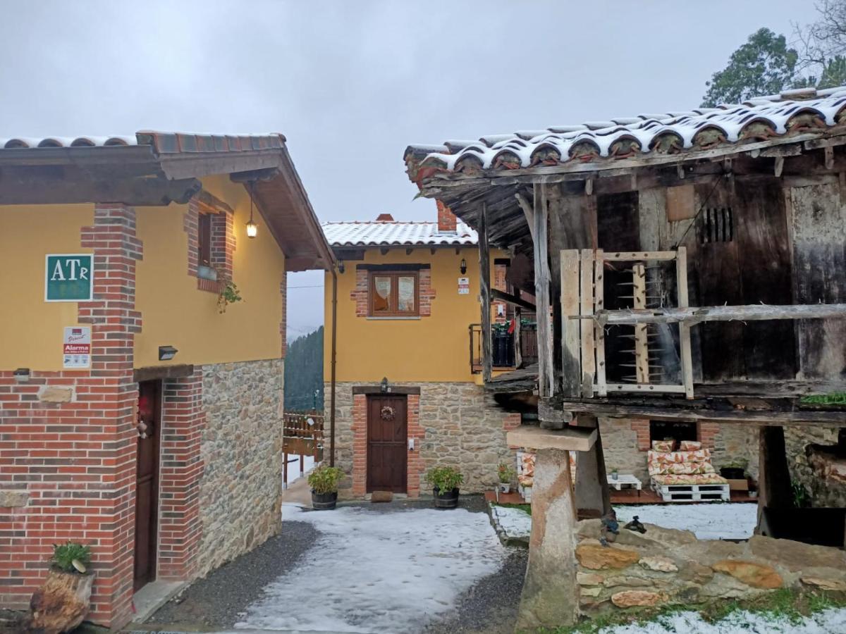 Carroceu Rural Apartment กังกัส เด โอนิส ภายนอก รูปภาพ