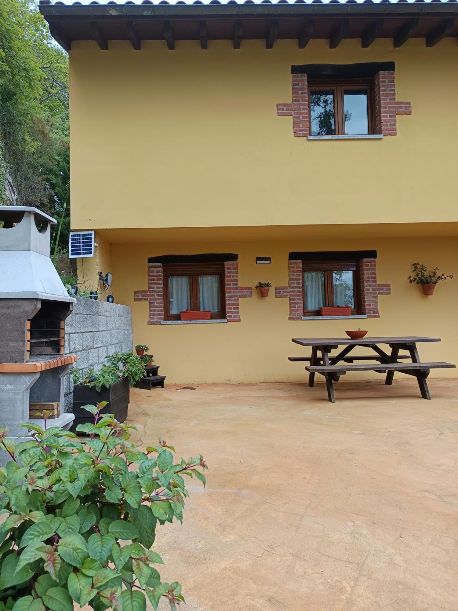 Carroceu Rural Apartment กังกัส เด โอนิส ภายนอก รูปภาพ